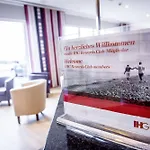 Express Muenchen Messe By Ihg Hotel 3*