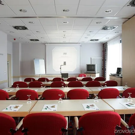Express Muenchen Messe By Ihg 3*