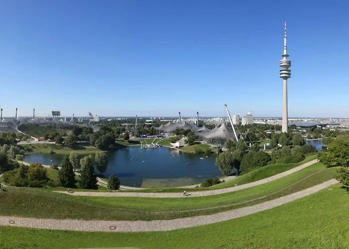 Hotel Express Muenchen Messe By Ihg 3*