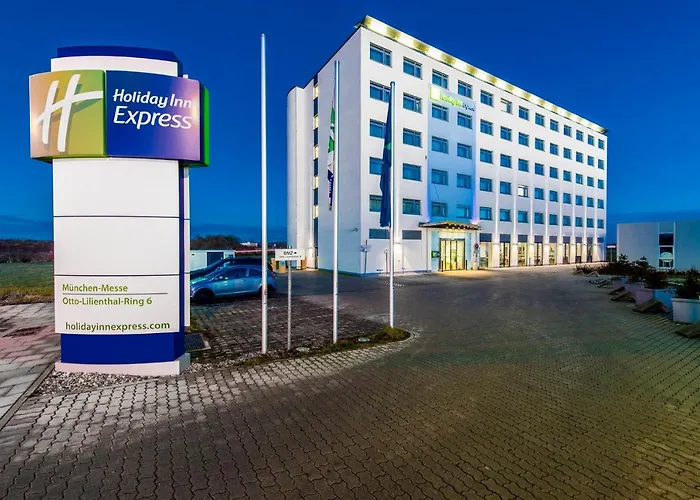 Express Muenchen Messe By Ihg Hotel 3*