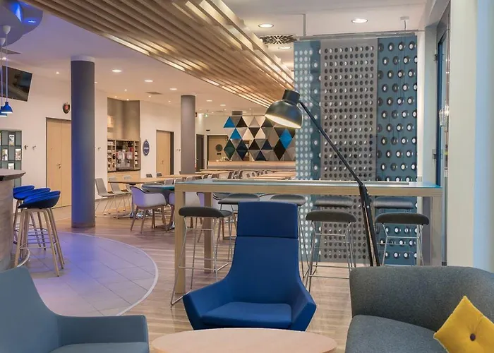 Express Muenchen Messe By Ihg Hotel 3*