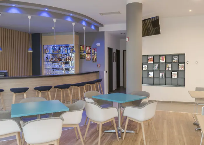 Hotel Express Muenchen Messe By Ihg 3*