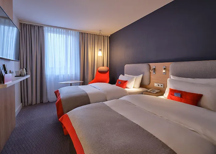 Hotel Express Muenchen Messe By Ihg 3*