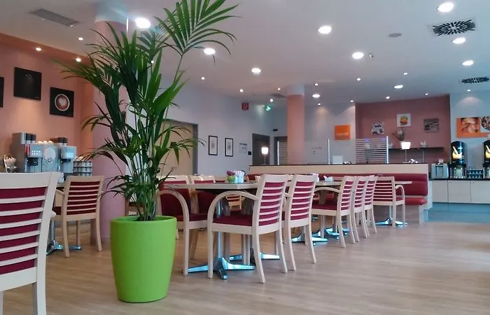 Hotel Express Muenchen Messe By Ihg Feldkirchen (Upper Bavaria)