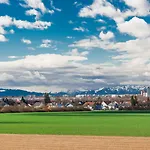 호텔 Express Muenchen Messe By Ihg 3*