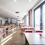 호텔 Express Muenchen Messe By Ihg 3*