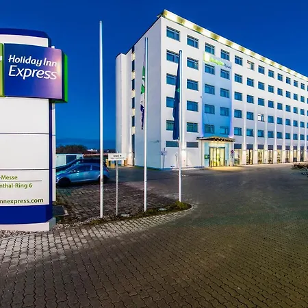 Express Muenchen Messe By Ihg Hotell 3*