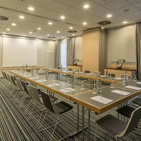 Express München Messe, An Ihg Hotel Feldkirchen (Upper Bavaria)