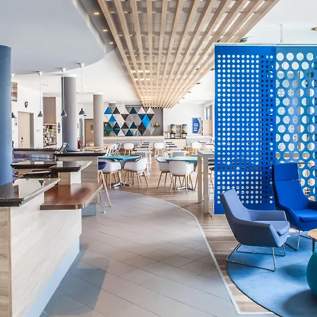 Express Muenchen Messe By Ihg Hotel 3*