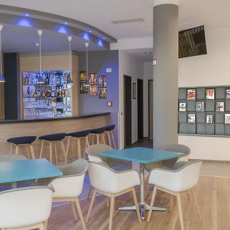 Hotell Express Muenchen Messe By Ihg 3*