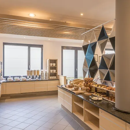 Express Muenchen Messe By Ihg Hotell