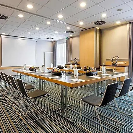 Express Muenchen Messe By Ihg 3*