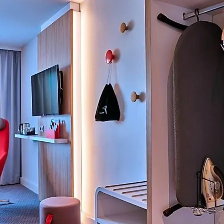 Express Muenchen Messe By Ihg ホテル 3*
