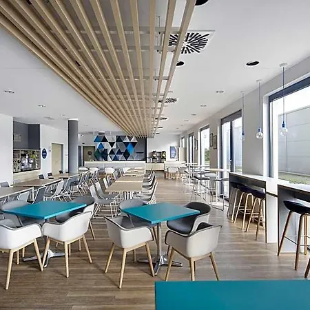 Express Muenchen Messe By Ihg 3*
