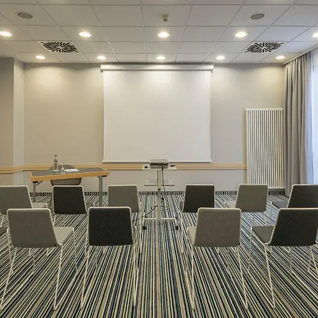 Express Muenchen Messe By Ihg Hotel