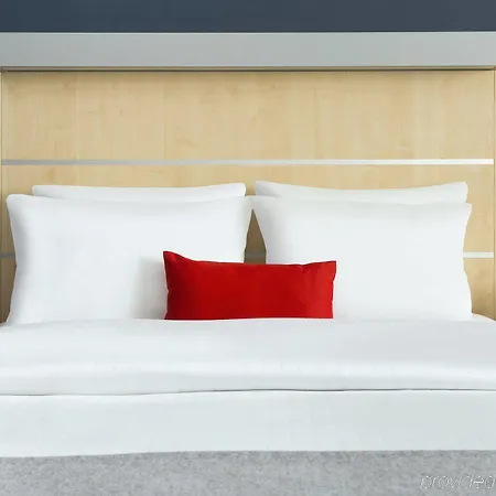 Ξενοδοχείο Express Muenchen Messe By Ihg Φελντκίρχεν