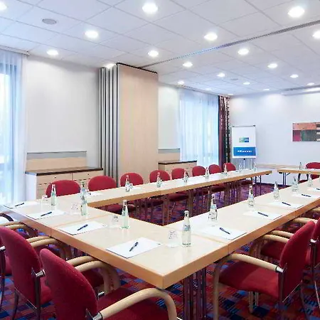 Express Muenchen Messe By Ihg Hotell 3*