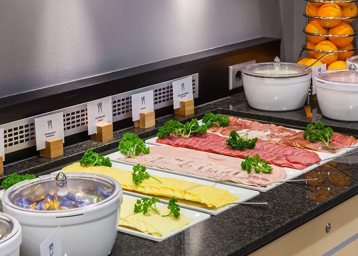 Express Muenchen Messe By Ihg 费尔德基兴